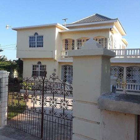Barrianna Villa Montego Bay Exterior photo